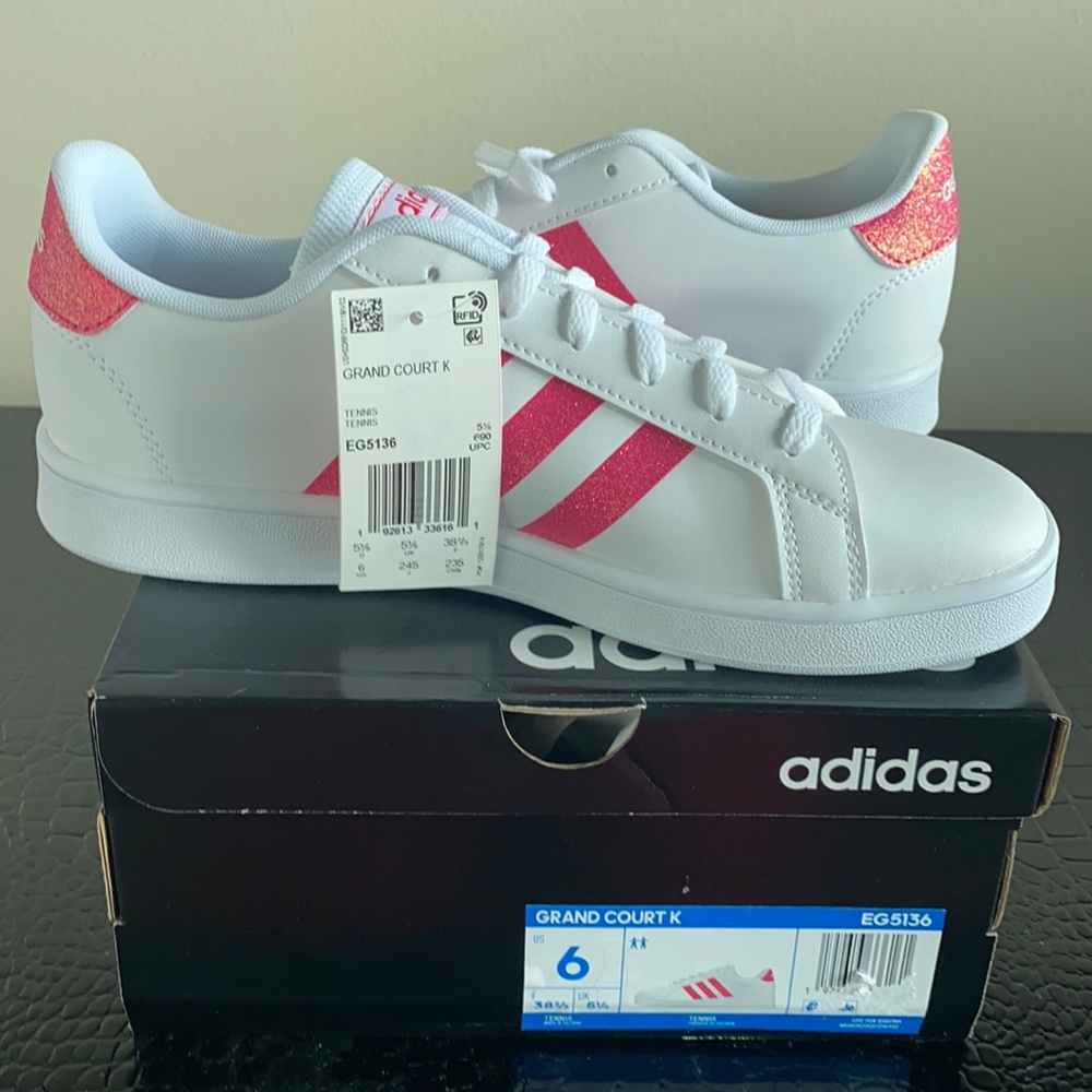 Adidas grand court k size 6